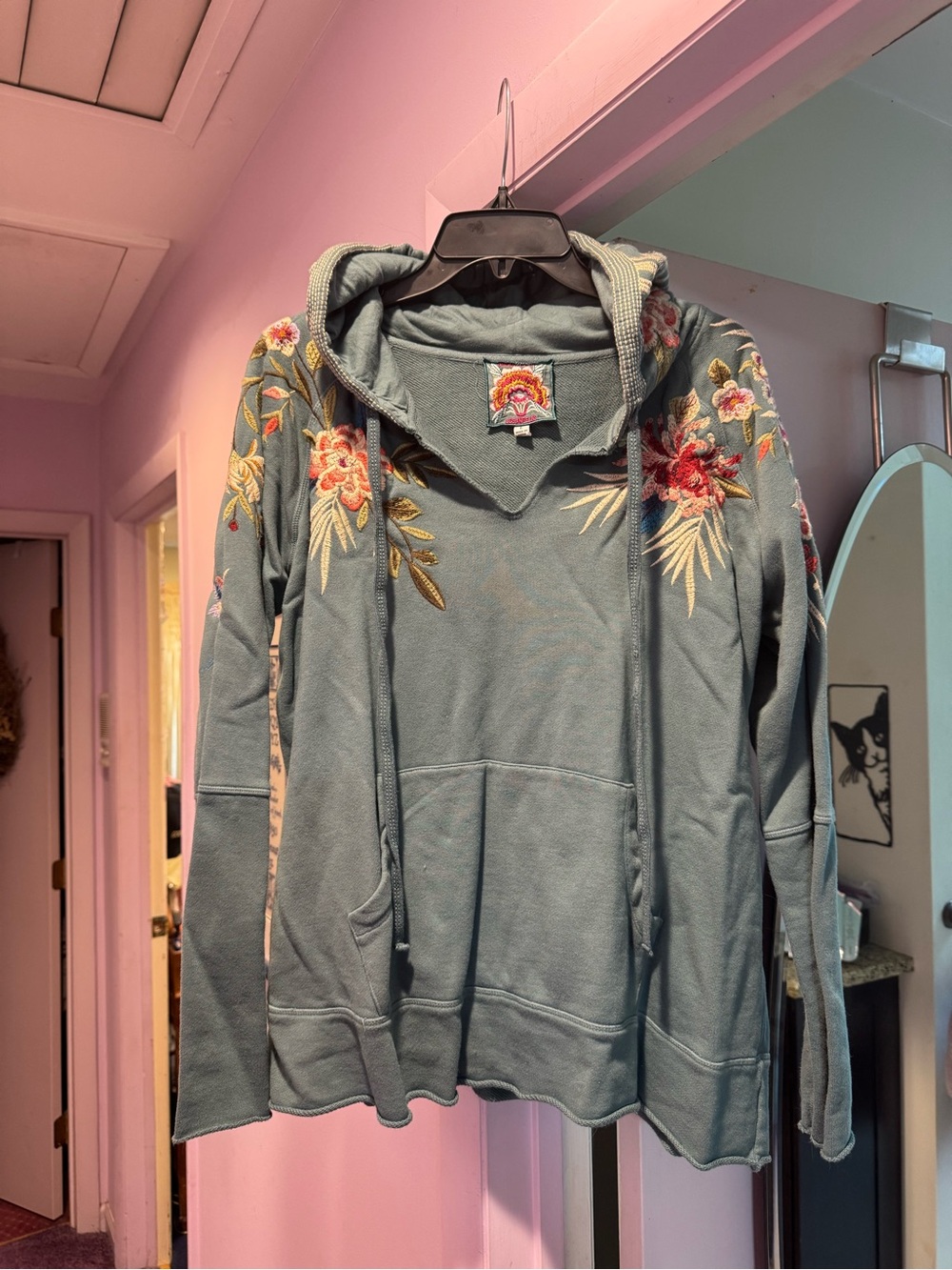 Johnny Was Size L Embroidered Floral Hoodie Sweater in Teal